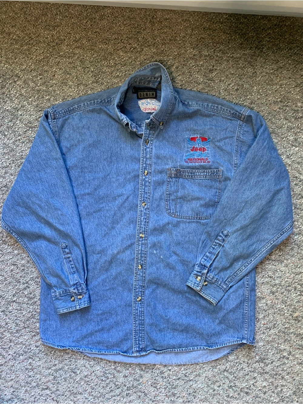 Jeep Ski blue denim embroidered retro button up